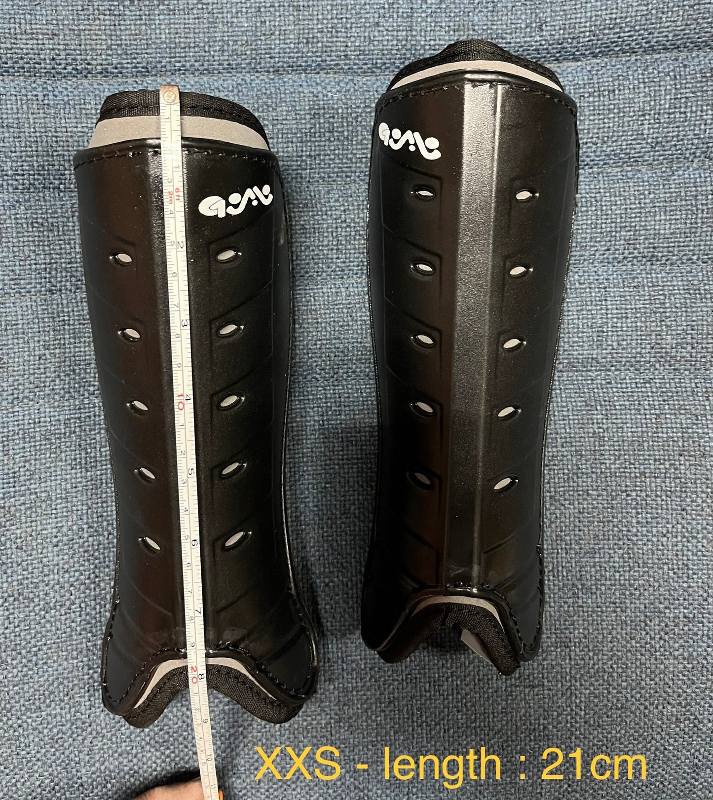 GoMo Shinguards (Junior)